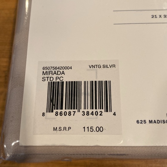 Ralph Lauren two standard pillowcases. - Picture 4 of 5